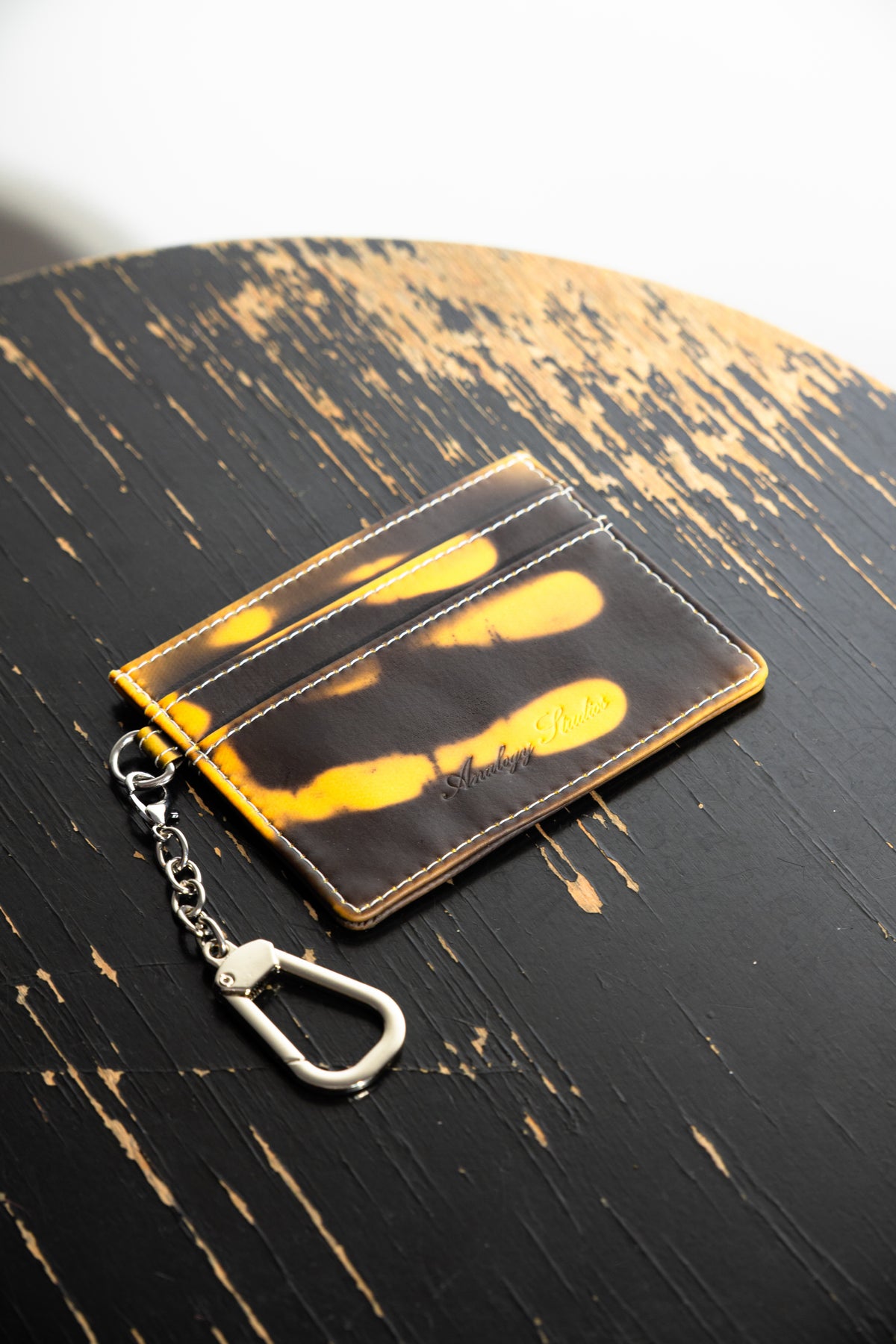 Analogy 2.0 Heat Reactive Card Holder analogystudios
