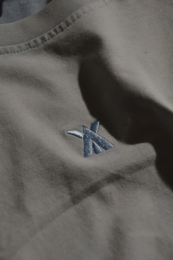 Analogy Tee "Pharos" Sky Blue